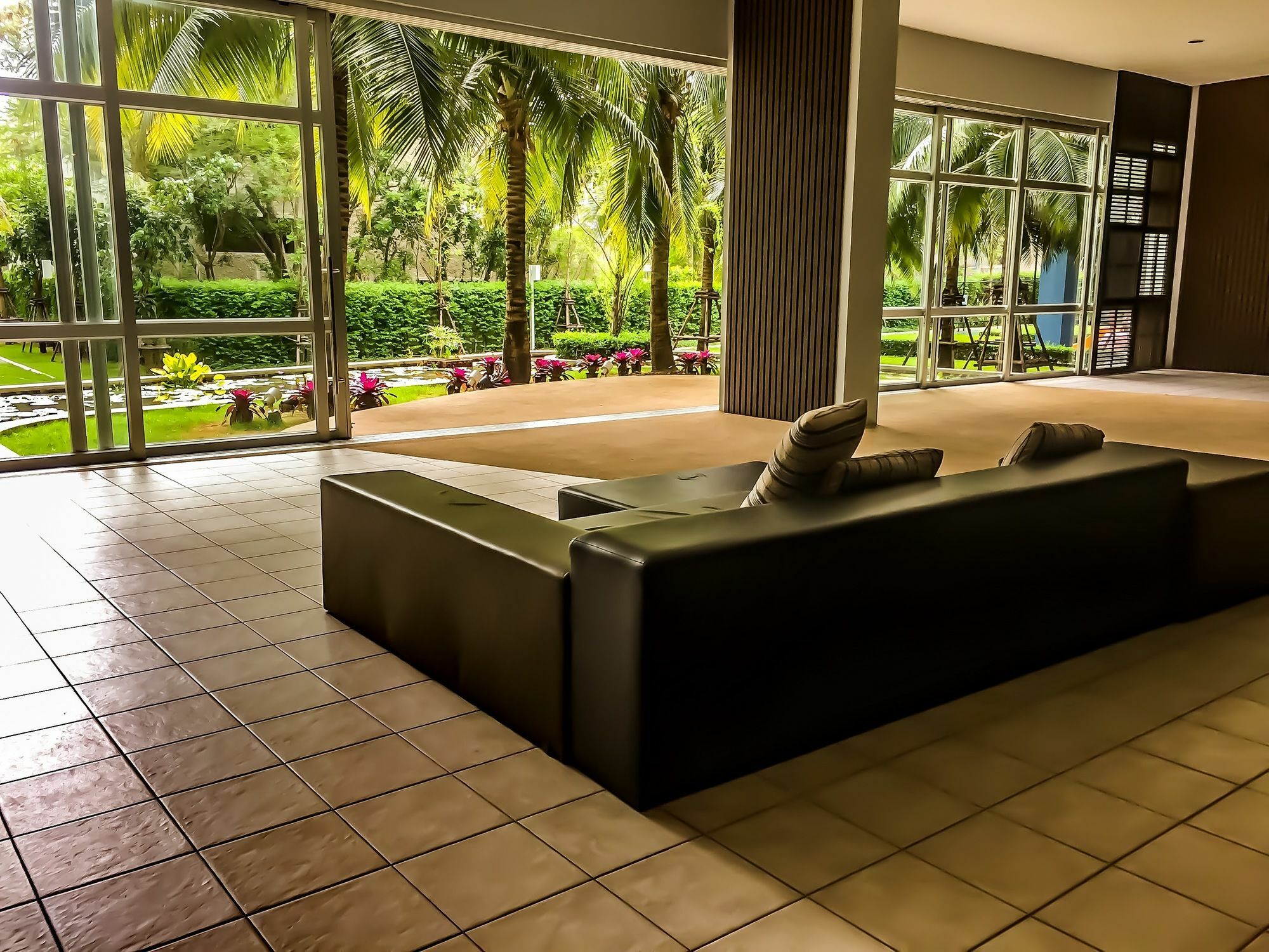 Lumpini Seaview Jomtien By Parikal酒店 外观 照片